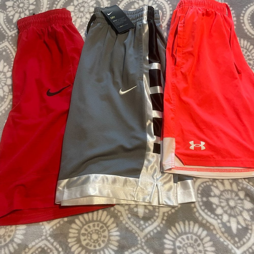Men's short bundle- 2 Nike and 1 Under Armour all size Medium